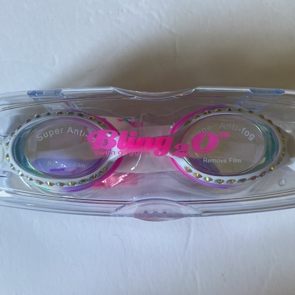 3 Children's swimming goggles! Bling2O- 4 styles to choose from- Check it out! - Picture 2 of 7